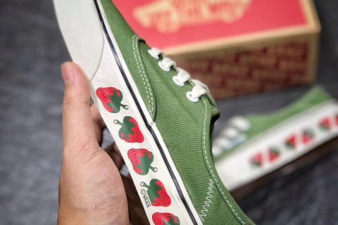 Vans Authentic SF "Garden "小草莓4孔经典印花 硫化低帮休闲板鞋