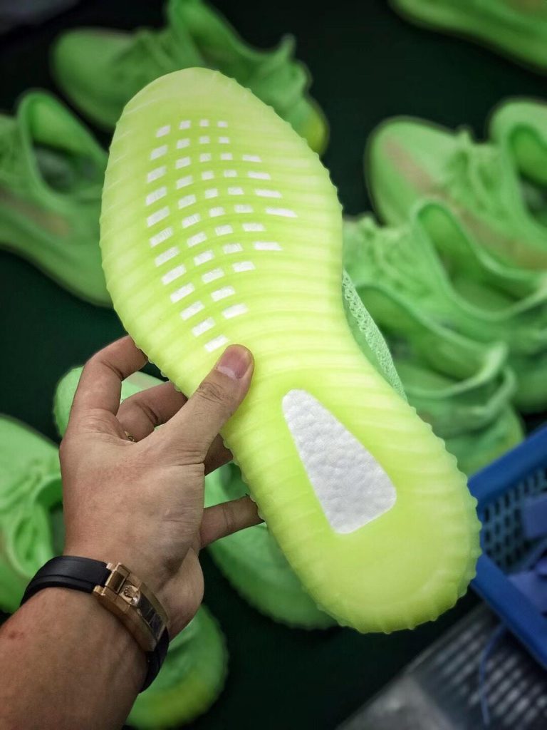 H12纯原 Yeezy 350V2 "GID" 荧光绿万邦客供原厂鞋