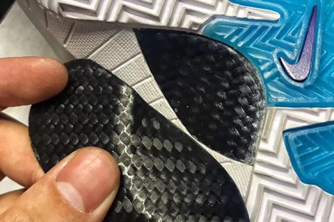 万户潮品厂家预告高端复刻鞋科比四代