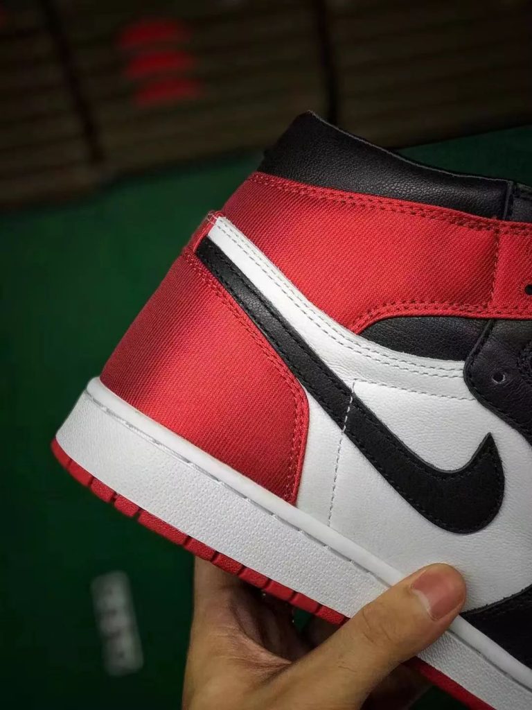 莆田H12纯原系列 Air Jordan 1 Satin “Black Toe” WMNS 红丝绸工厂公布