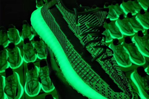 莆田鞋H12纯原制造 Yeezy 350 V2 “Yeezreel”满天星版本厂家揭秘