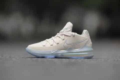 勒布朗·詹姆斯的签名鞋-Nike LeBron 17 Low “Easter”