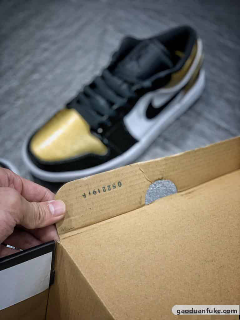 莆田鞋和正品的区别-原装级别 AJ1 Low Gold Toe 黑金脚趾