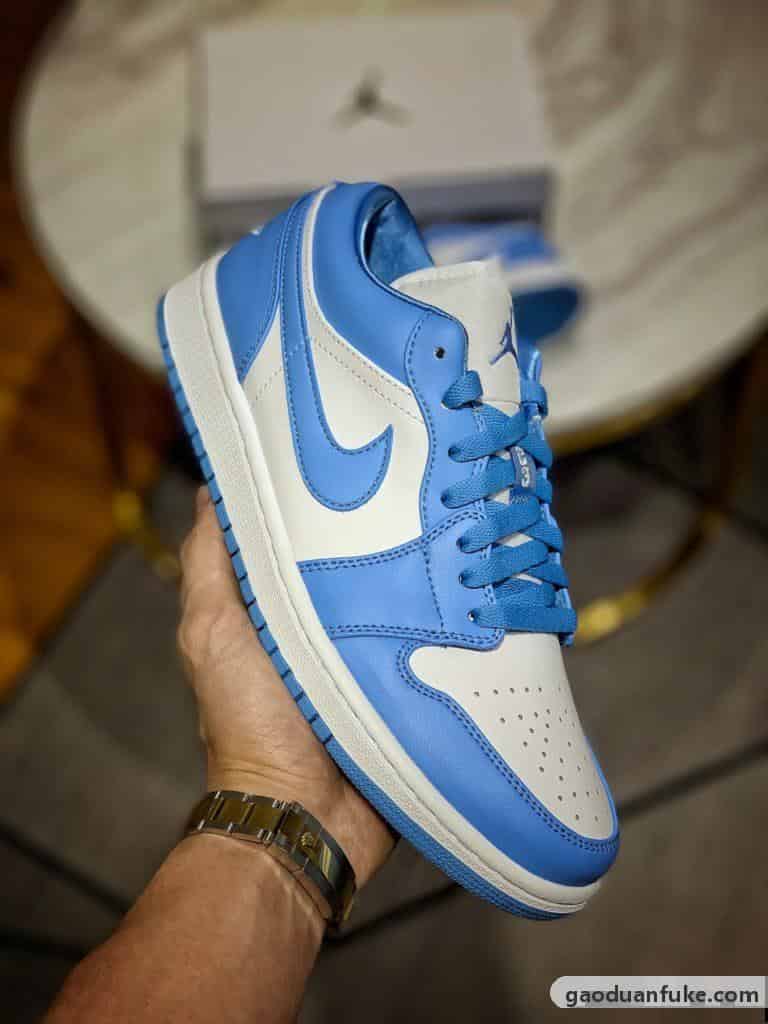 莆田鞋和正品的区别-原装公司级 Air Jordan 1 low WMNS “UNC” 北卡蓝