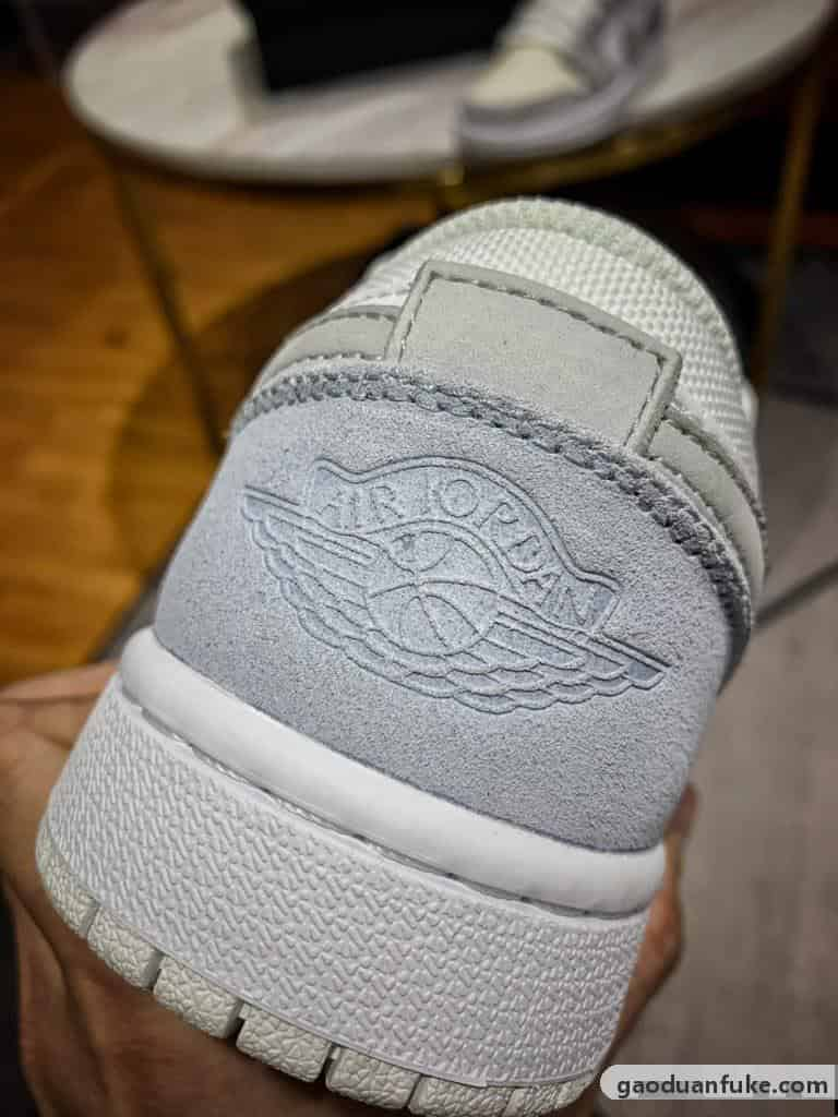 莆田鞋和正品的区别-原装公司级 Air Jordan 1 Low "Paris" 巴黎