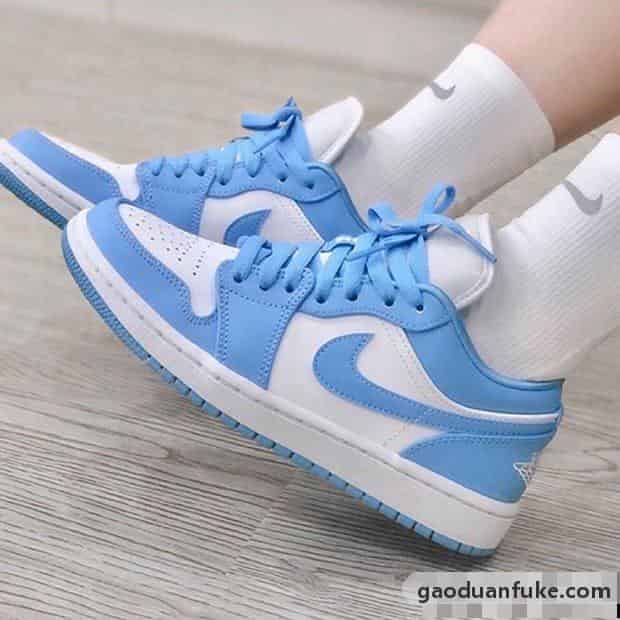 莆田鞋和正品的区别-原装公司级 Air Jordan 1 low WMNS “UNC” 北卡蓝