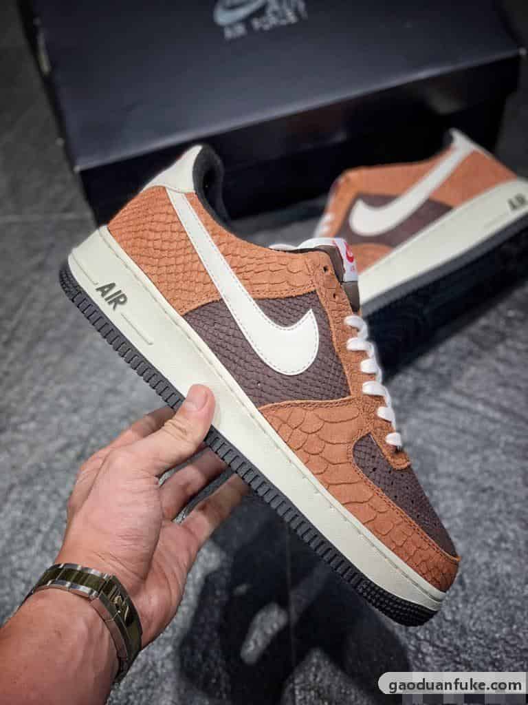 复刻鞋-原装公司级 NK Air Force 1 Premium “Red Bark”狂野蛇纹