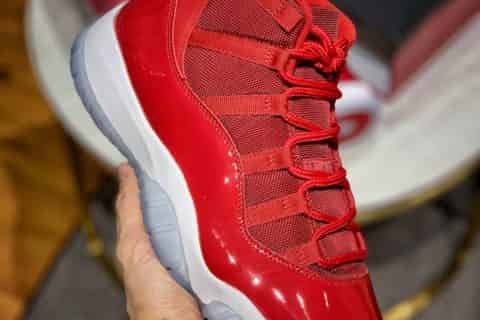 莆田一手货源-纯原级别 Air Jordan 11 大红 大漆皮全红