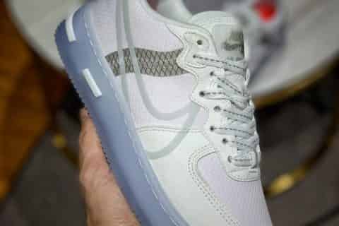 莆田鞋是什么意思-公司级 NK Air Force 1 React QS 解析冰蓝