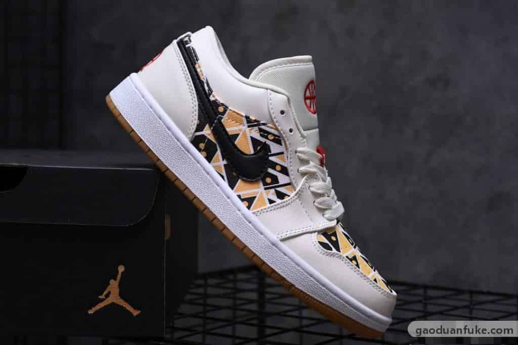 莆田鞋拿货渠道-公司级 AJ1 low "Quai 54"卡其棕黄