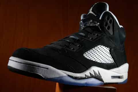 时隔 8 年即将回归！奥利奥 Air Jordan 5 发售信息来了！