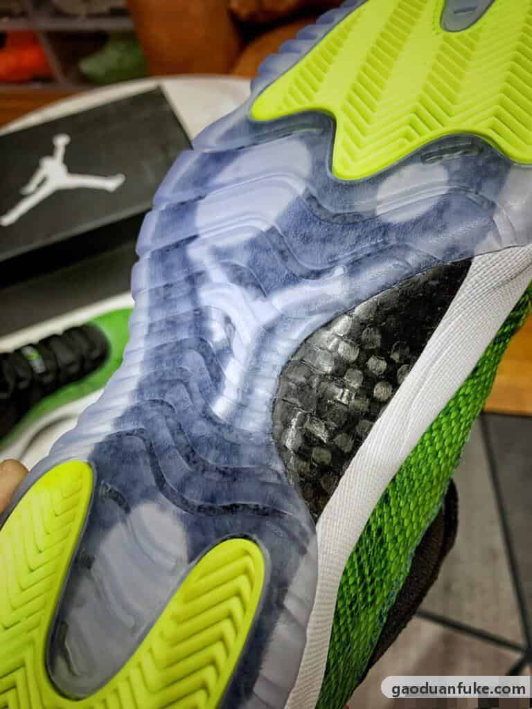 复刻鞋是不是就是假的-东莞大厂出品 Air Jordan 11 Green snake 青蛇